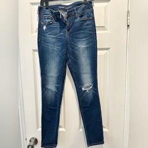 Old Navy mid-rise rockstar ripped jeans - size 4